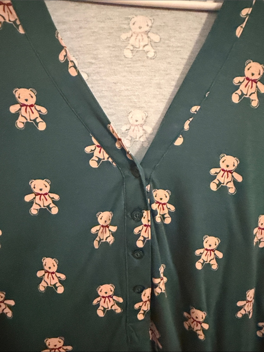 Vera Bradley Teal Green Top with Tan Teddy Print - Picture 3 of 4